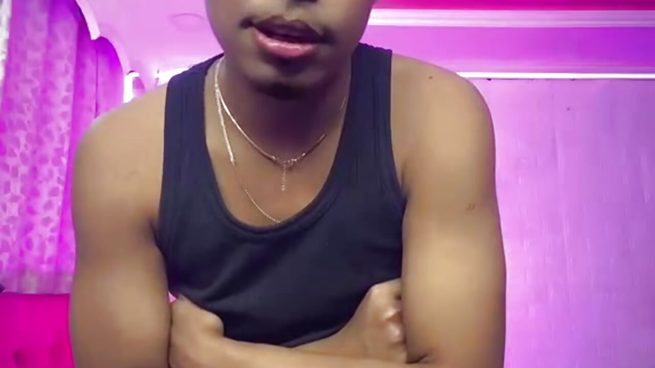 Me🫦 – video modela na kameri Karim_Noor