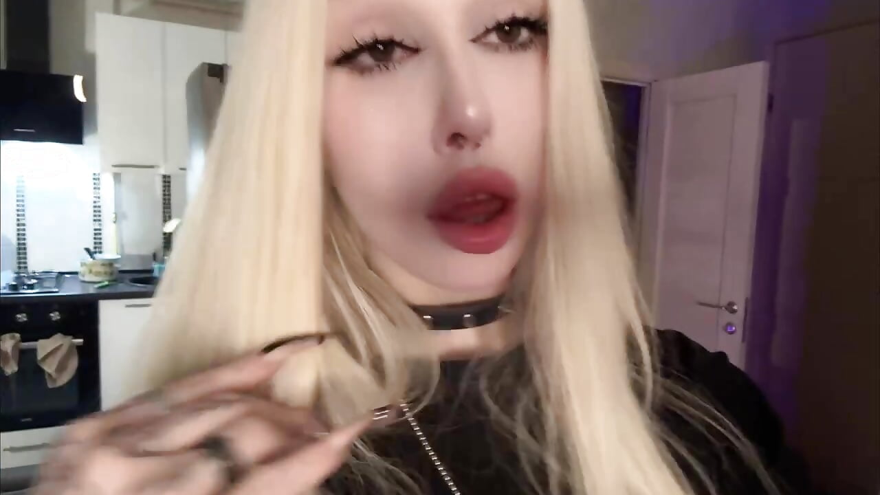 one more kiss :3💋 — filmik LollyBite, modela(-lki) na kamerkach
