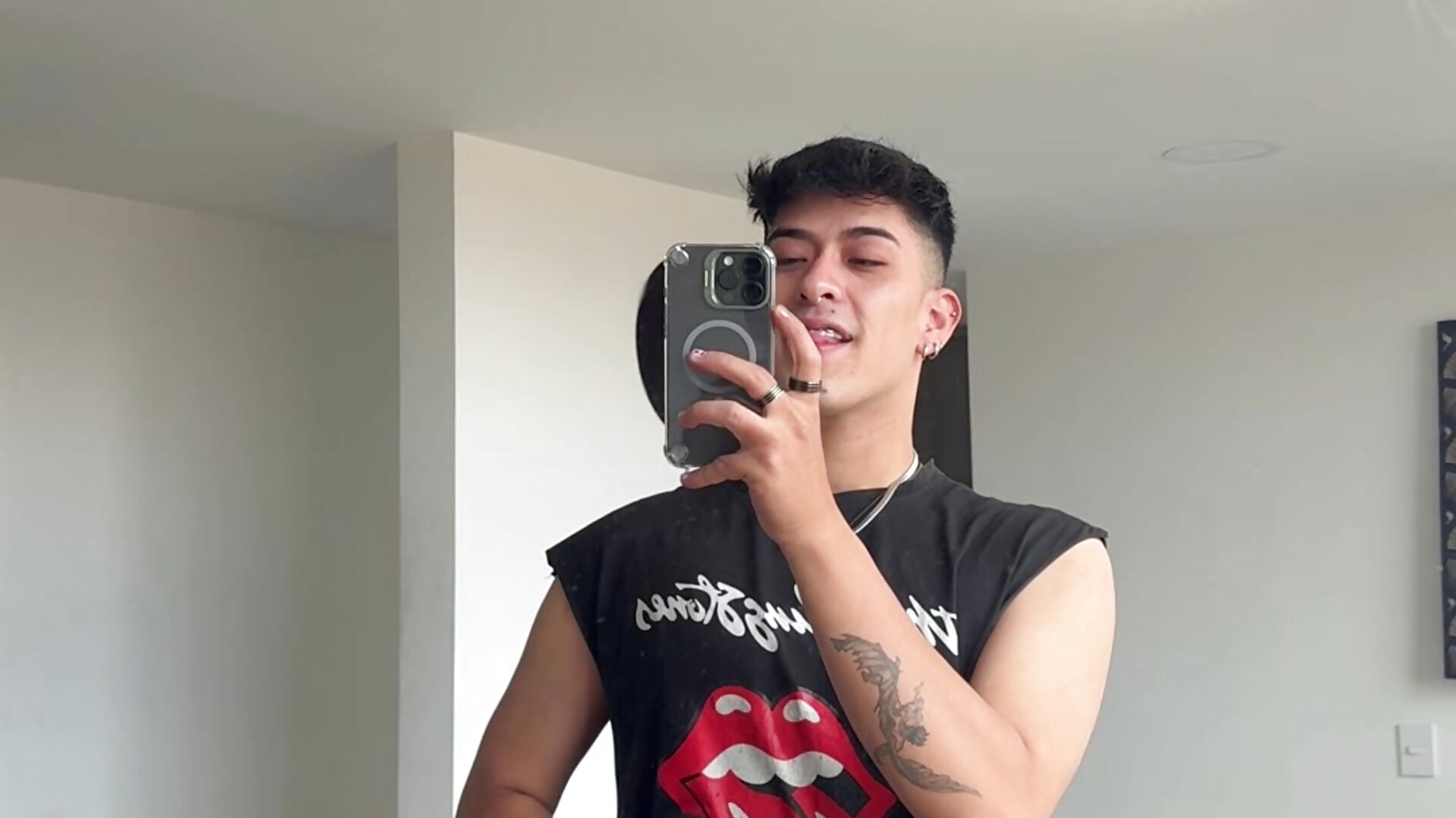 Handsome boy – video modela na kameri RyanClark_