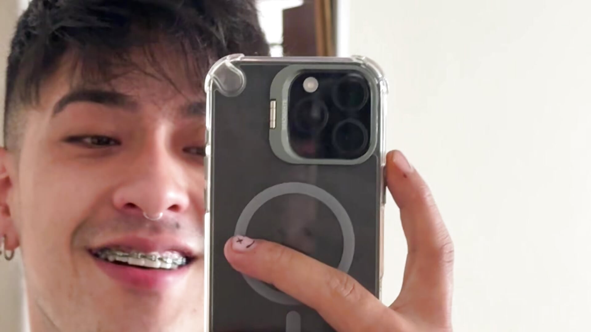 💥💢 – video modela na kameri RyanClark_