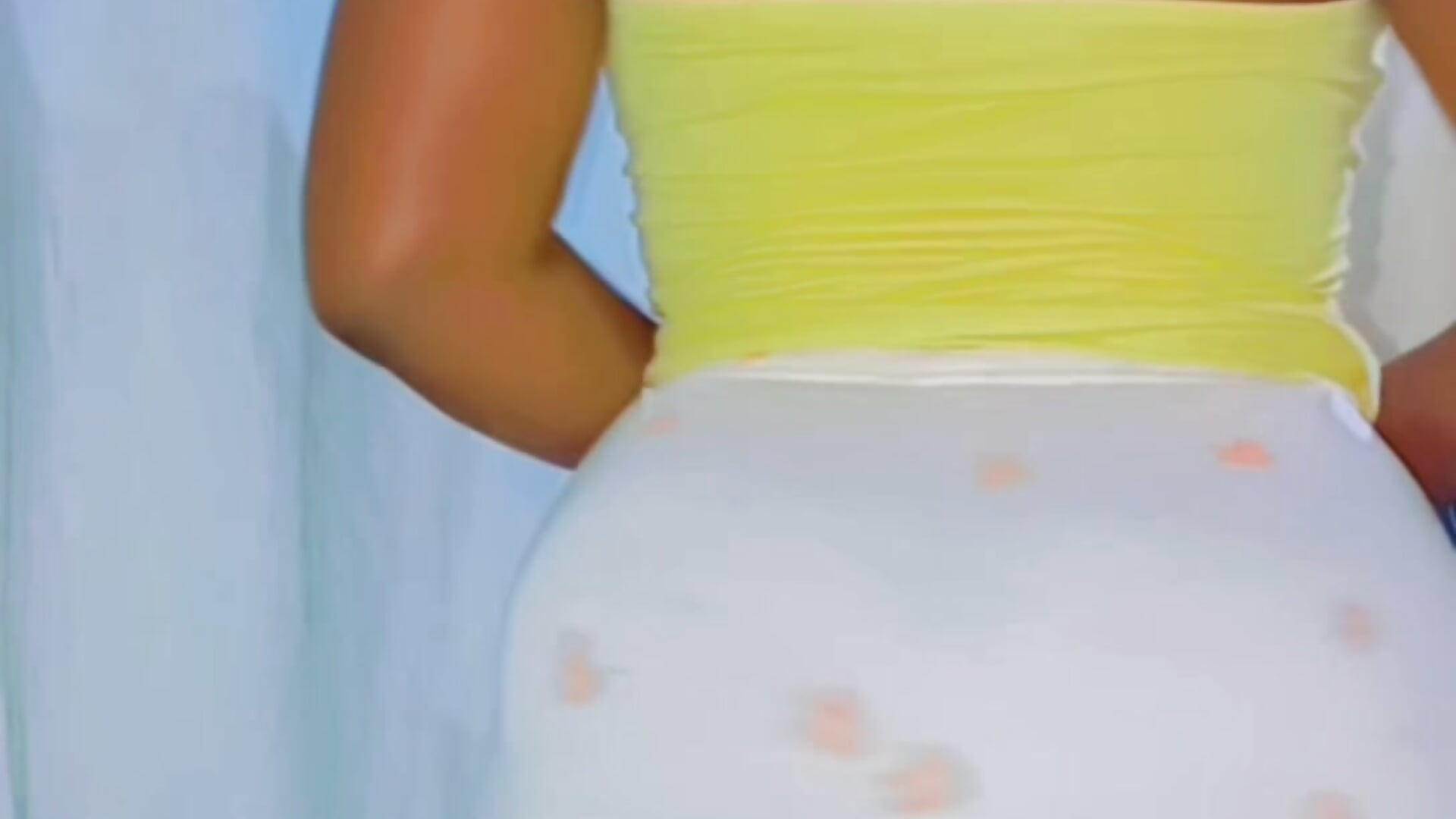 Big booty🥵 - video oleh LeslieBee