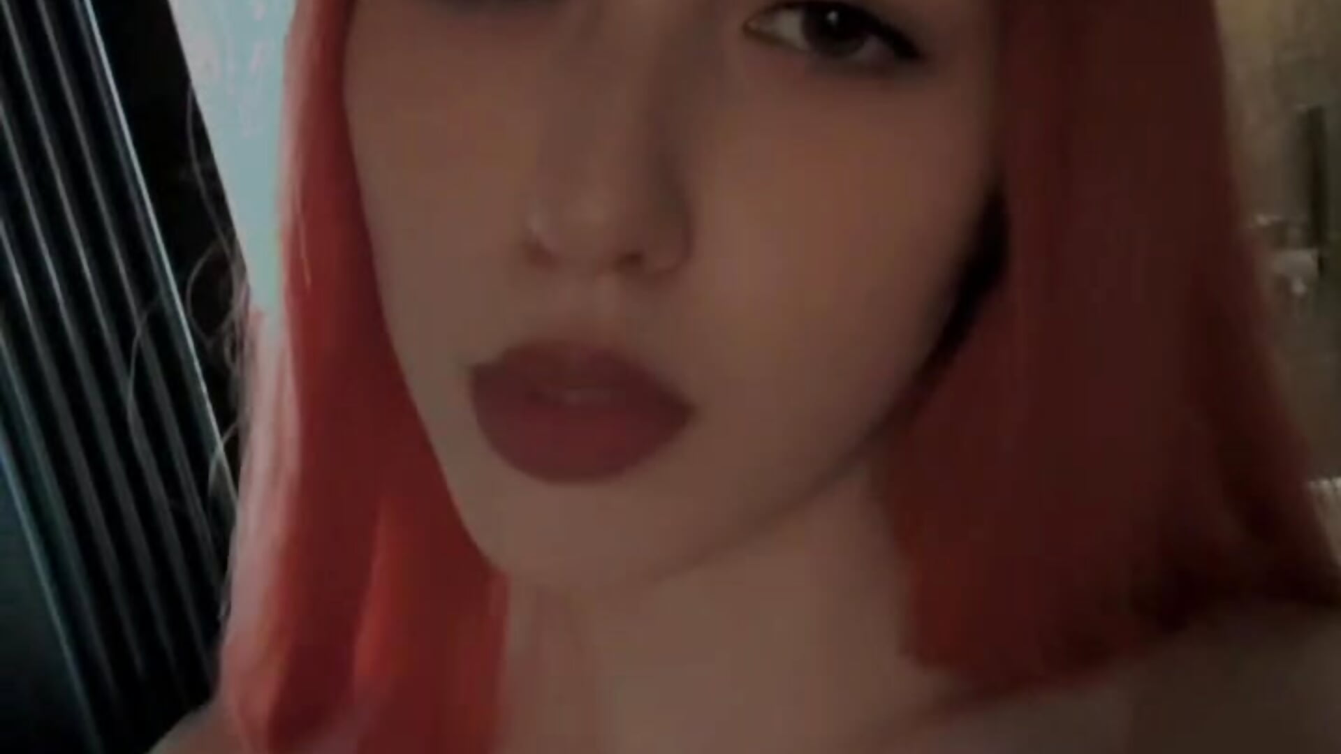 Tik Tokes - video oleh MollyKensington kamera model