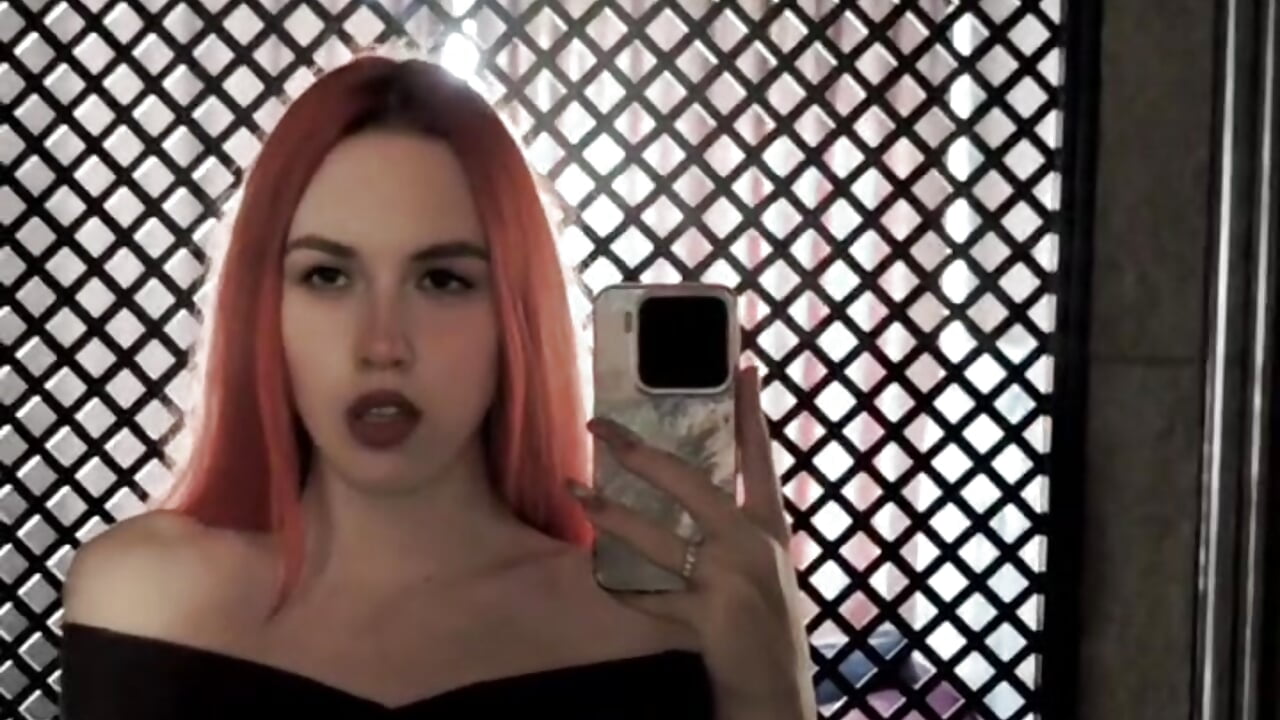 It's me lol - video oleh MollyKensington kamera model