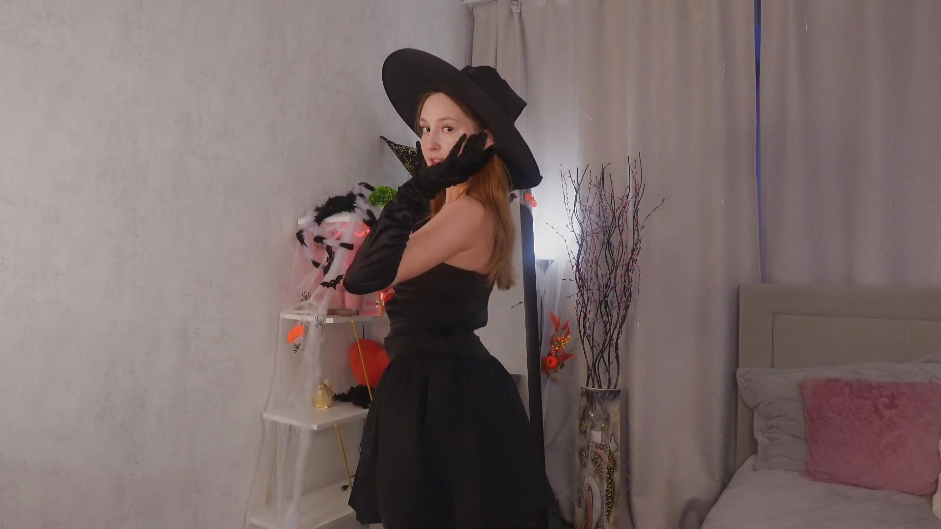 My Halloween outfit😈 - video av CindyVane cam-modell