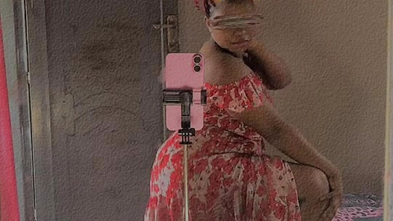 59bd0224fc92410697c871935143a587 – video od webkamerové modelky pinkybarbra