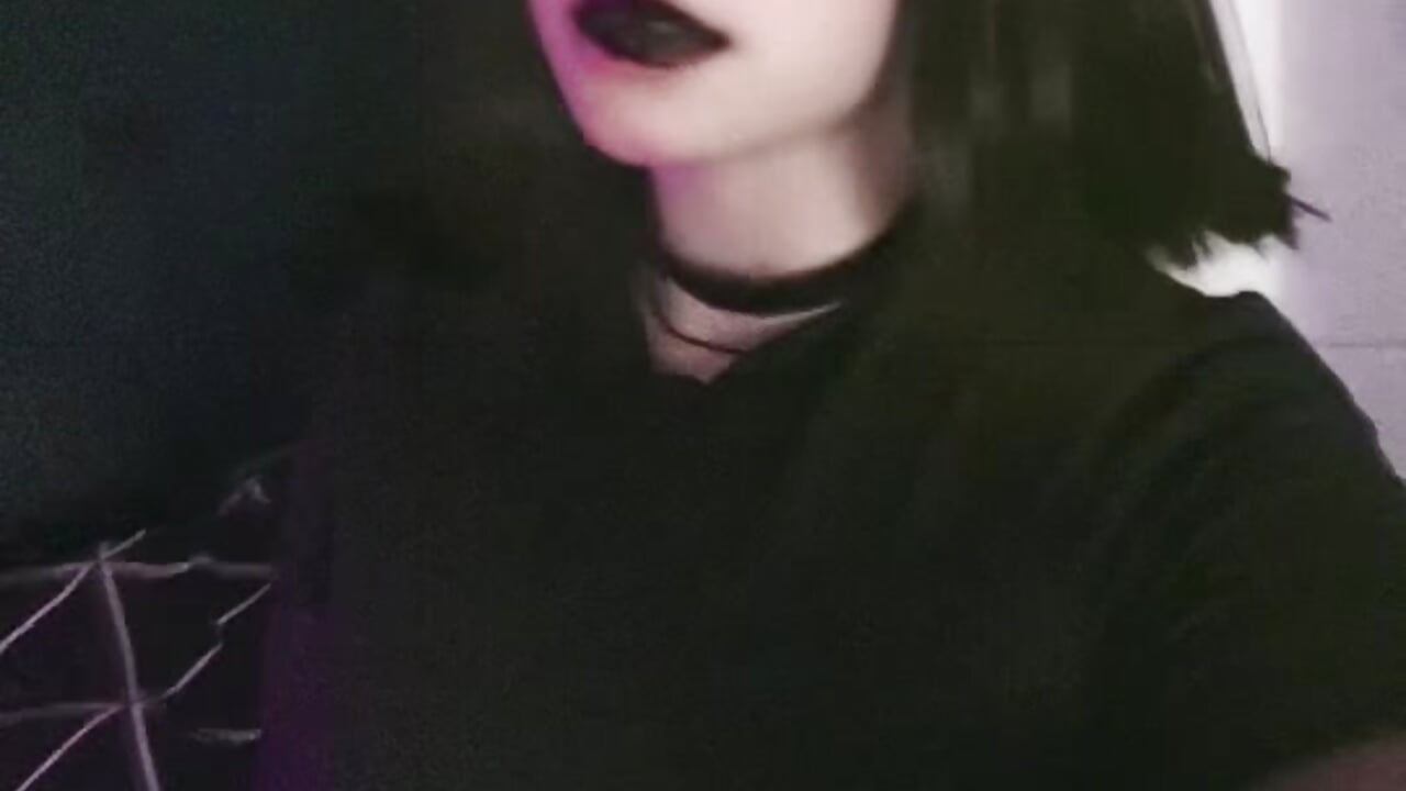 mavis - video by raven444gothgirl cam model