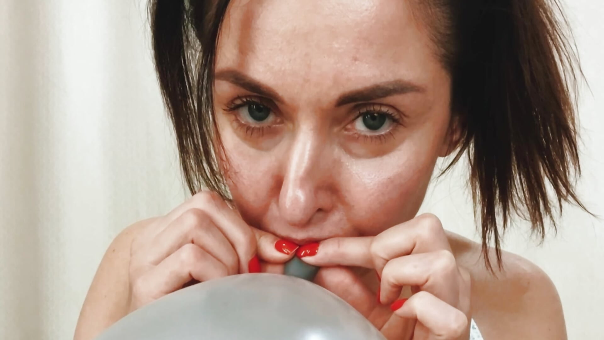 The balls are in action.