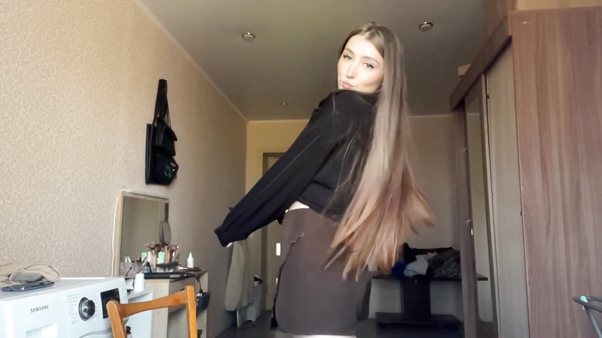 Behave yourself. or not - video oleh LashundaWilbourn kamera model