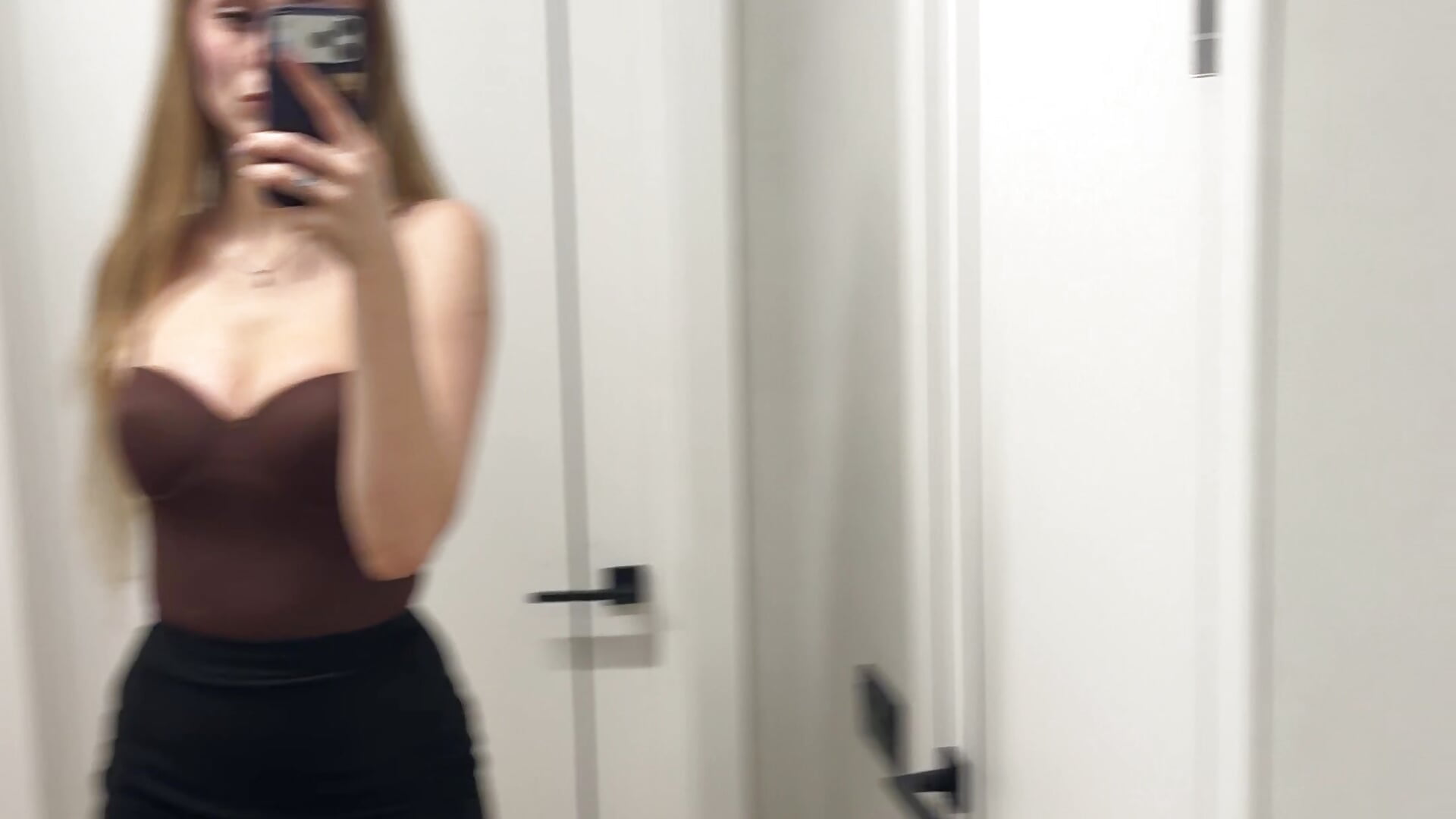 💦 - video của người mẫu cam JessiTous