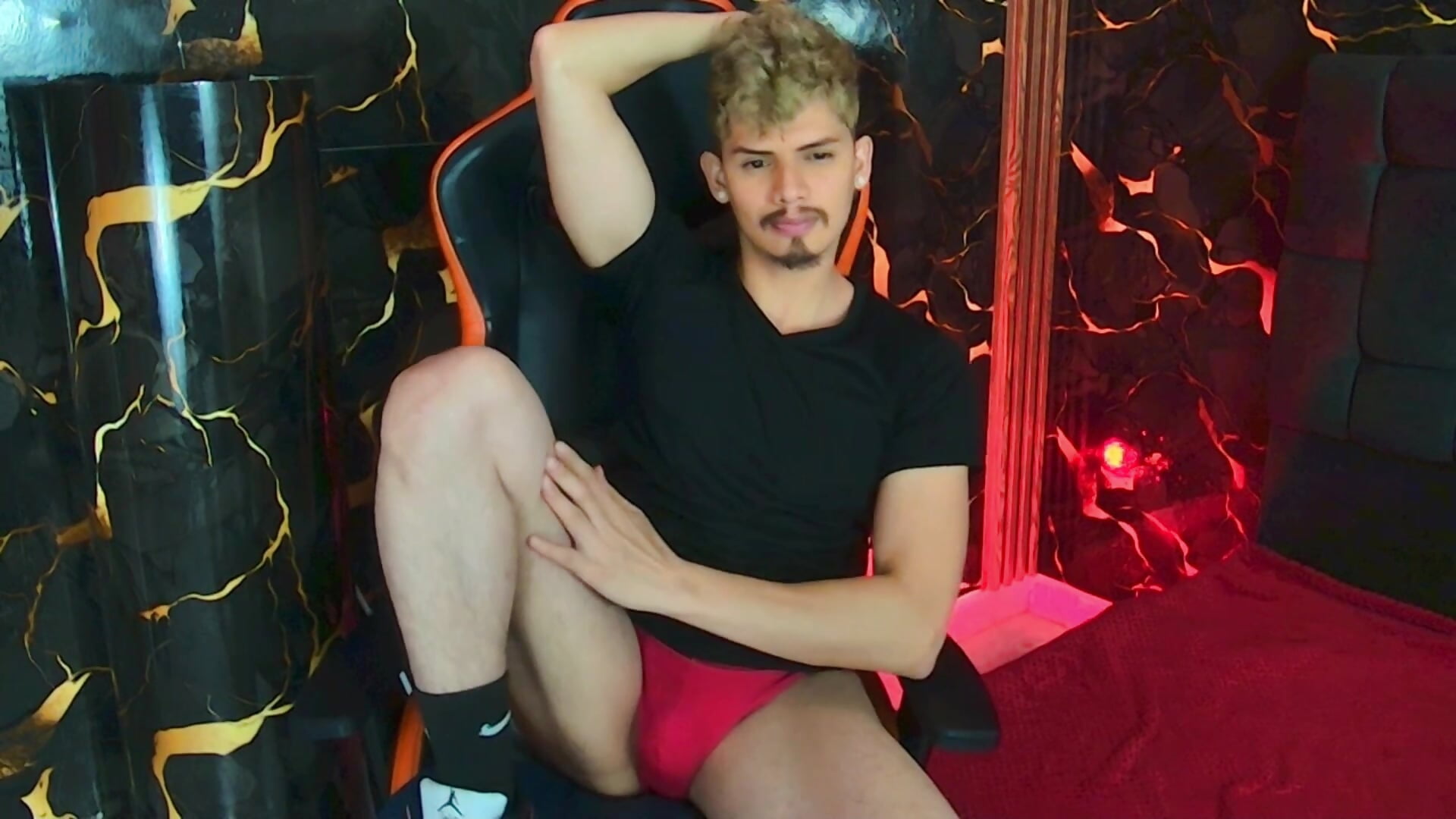 Hola ven y acompañame - clip cu davilap_Bigbooty model videochat