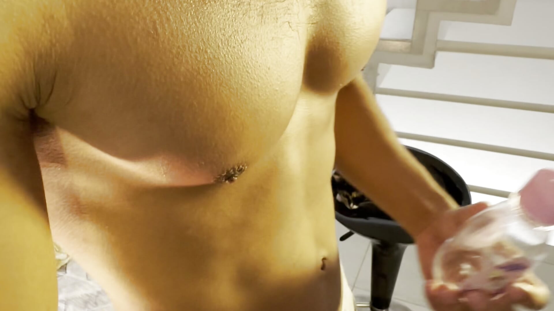 Wet body🔱 - video od modelky/modela Nicolai_Karav