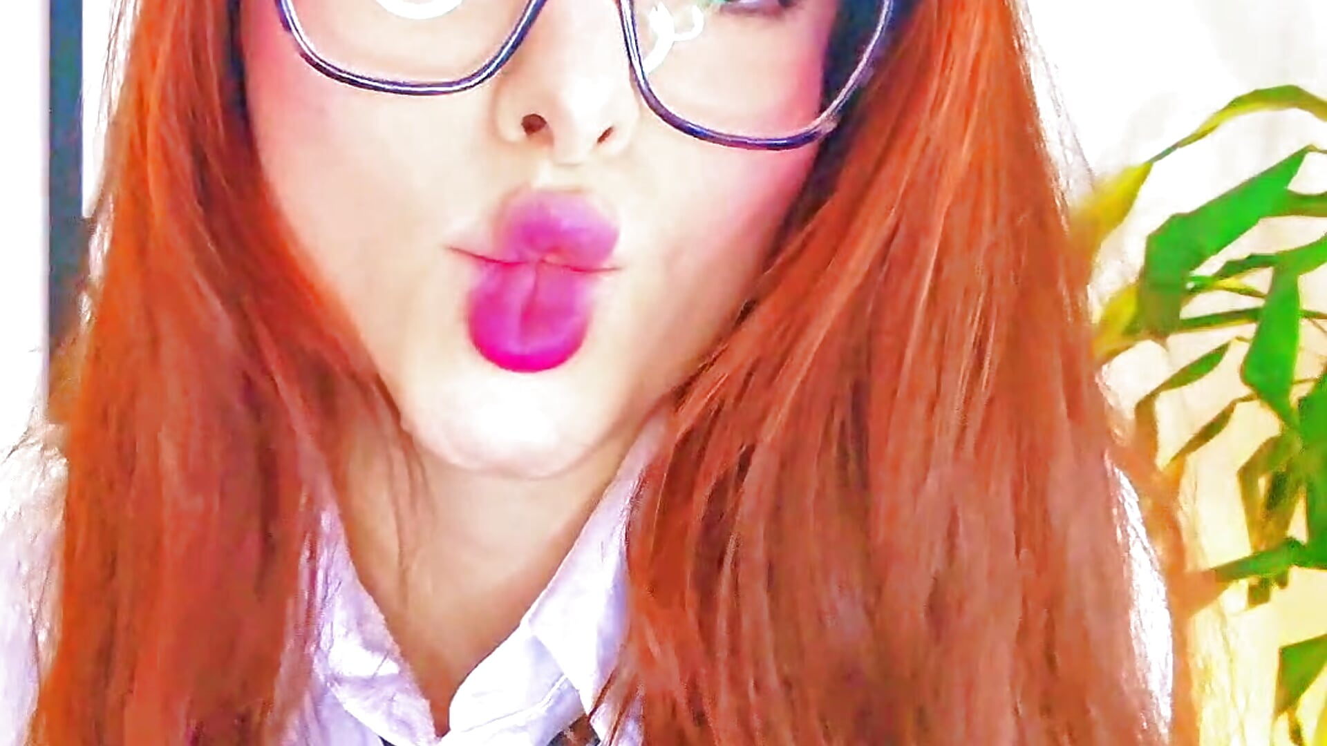 SUSAN IS SUCH A SEXY STUDENT 💕📚