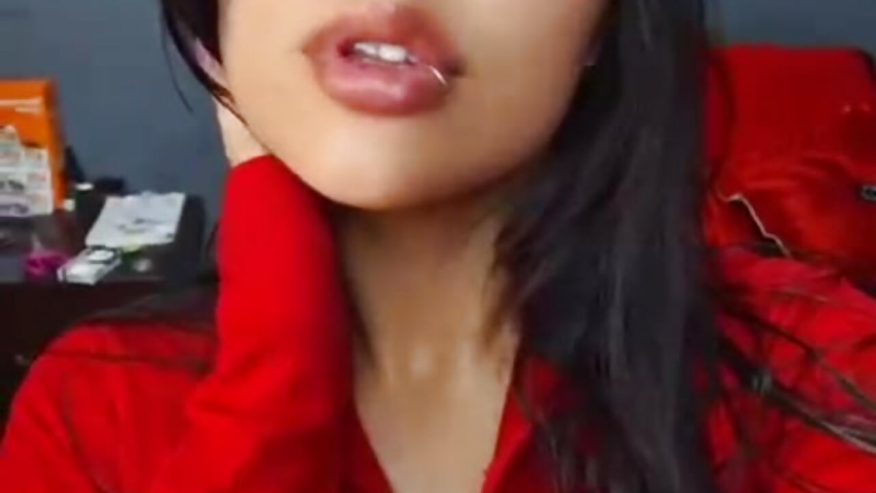 kiss me - clip cu DAKOTA_XTREM model videochat