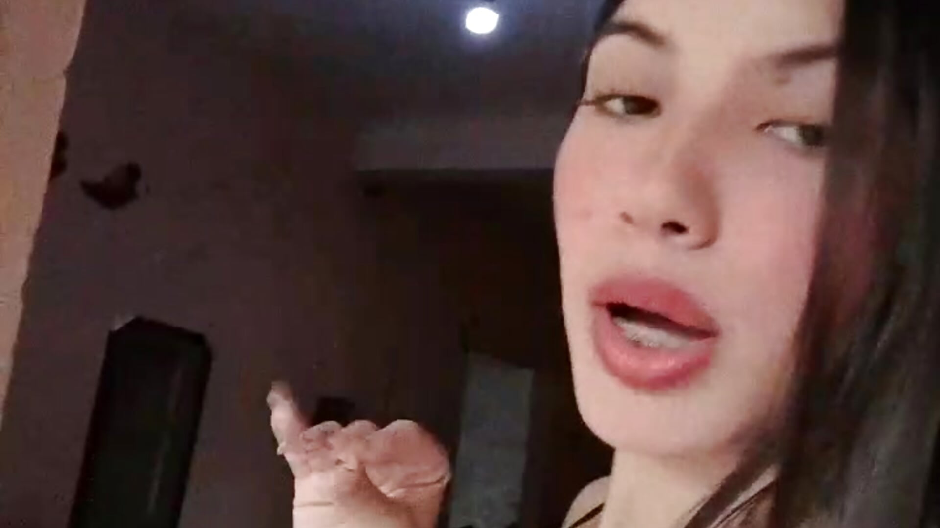 I love dancing 🤩 – video modela na kameri anii_08