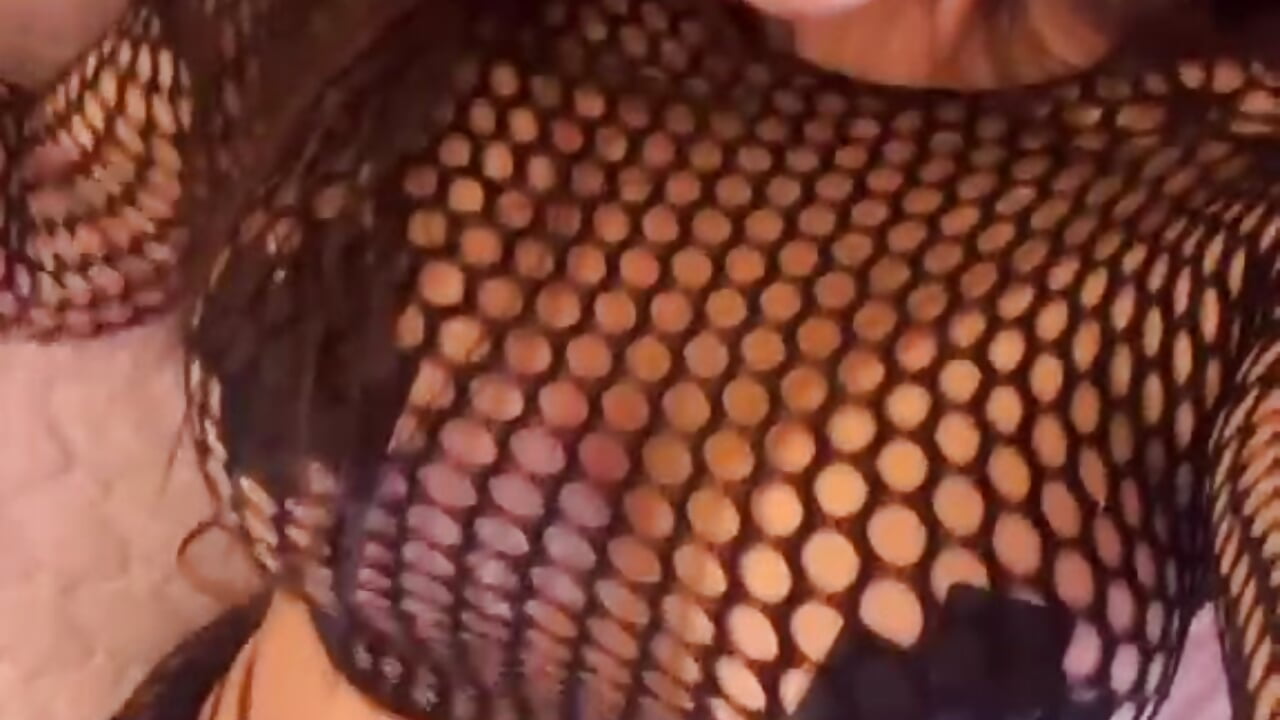A bit wild - video by SaraaRivera cam model