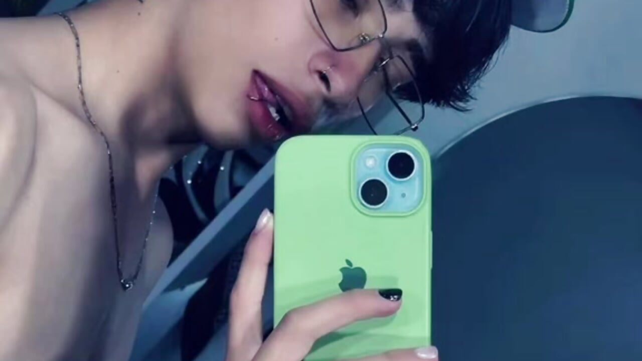 My lips wanna be kissed 💋 – video od webkamerové modelky Pichersito