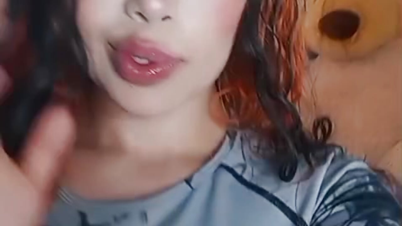 holi *-* - Vídeo de strawberry_small, modelo de vídeos
