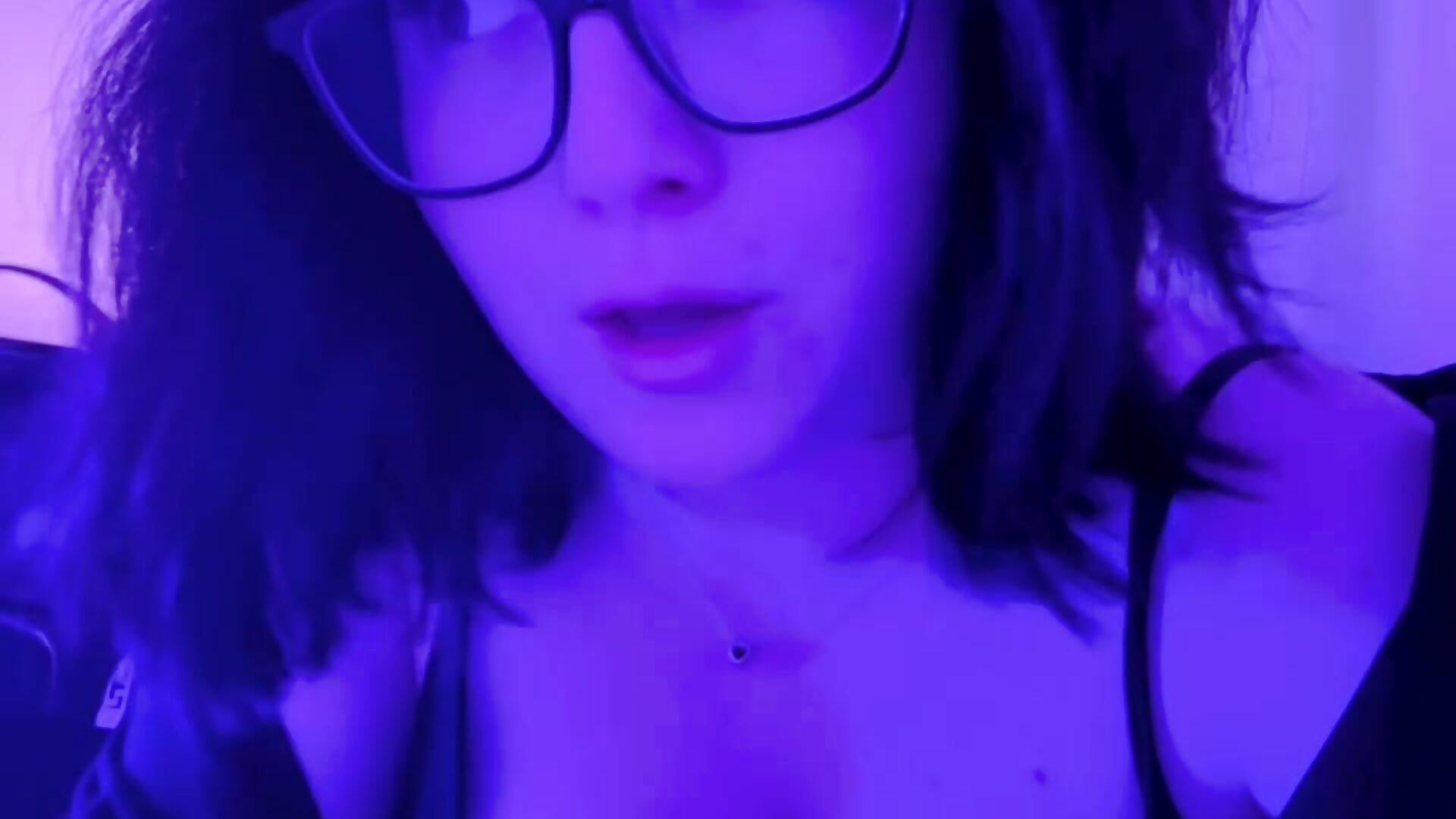 Me :* - Vídeo de DriveThruAmina_, modelo de vídeos