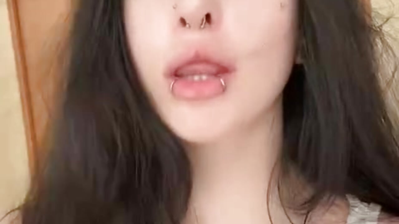Piercing - video by ClareBalaski cam model