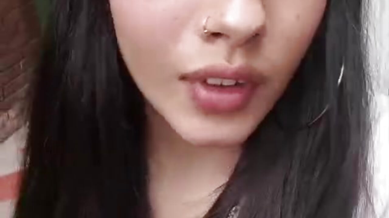 Kiss for you 💋 – video af Chloe_Moon1_