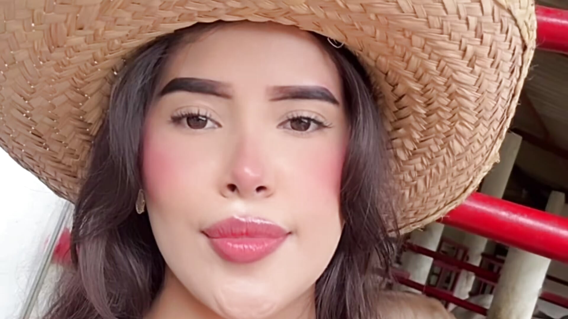 Sunny day 💛 – video af emilydavis