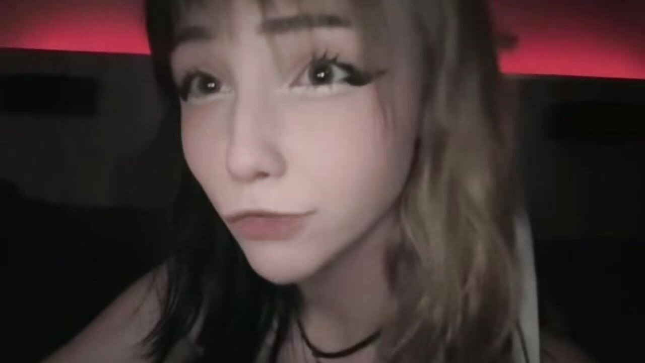 muheheheh - vidéo du modèle de showcams lilisvampiris