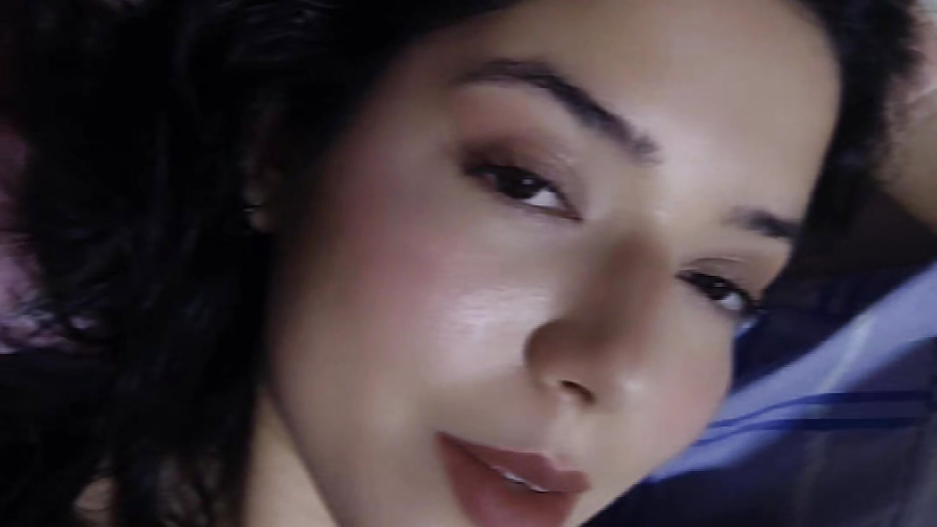 Conóceme 👀 - video van Rea_got
