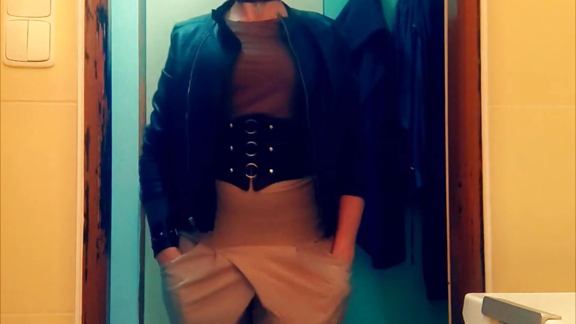 Ghya goes shopping :) - video di GhyaMarii modella di cam