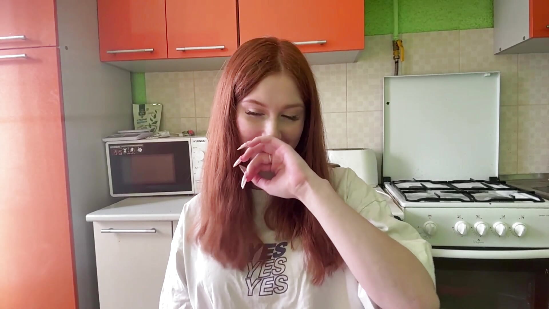 Making a cake - vídeo de la modelo de cam JaimieNoerenberg