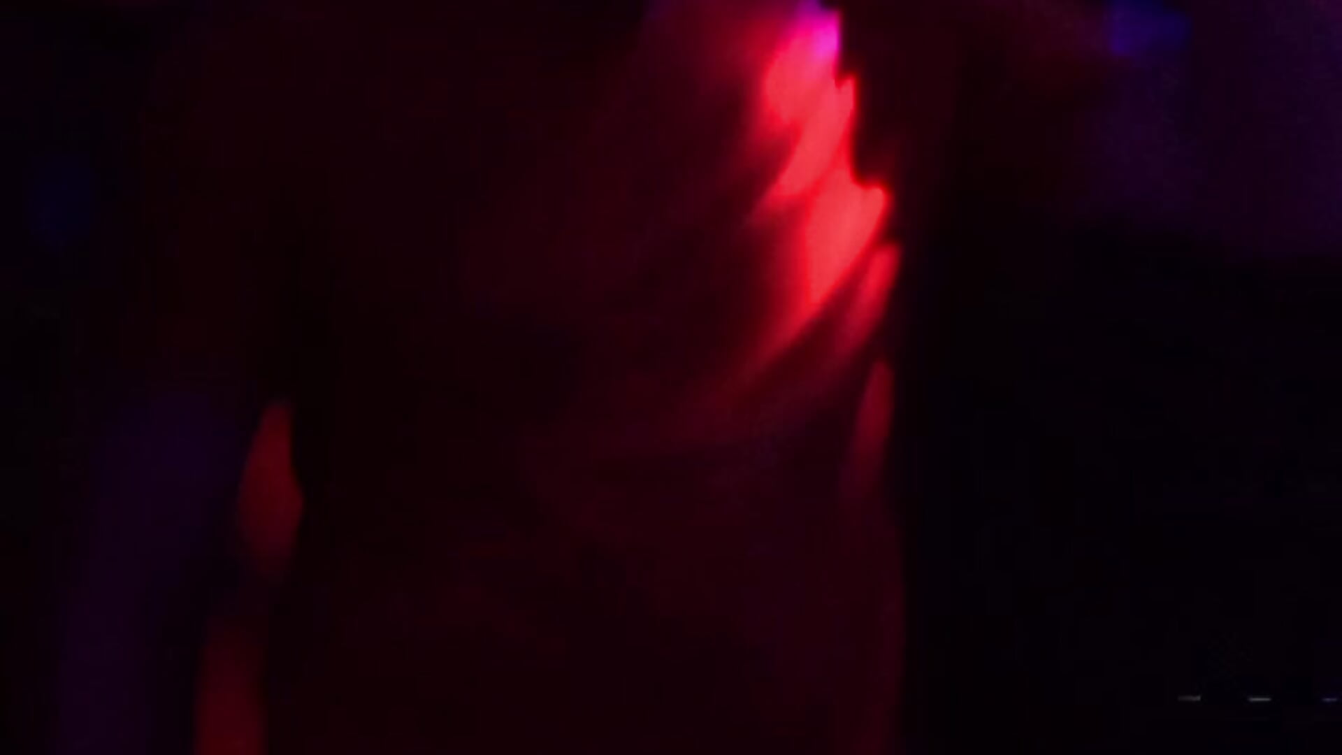 Dançando de camiseta e cueca branca... 🔥🔥🔥🔥🔥 – video od StripperBond