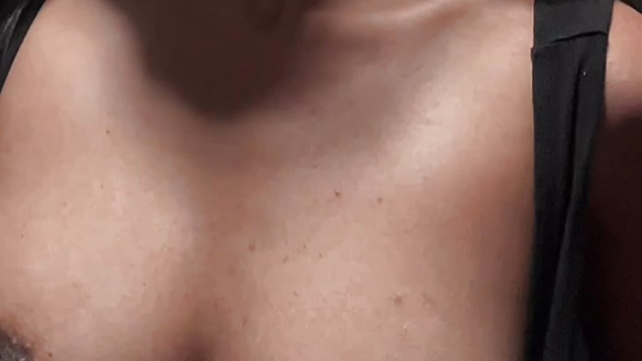 Boobs rubbing - clip cu eatmypussyandboobs model videochat