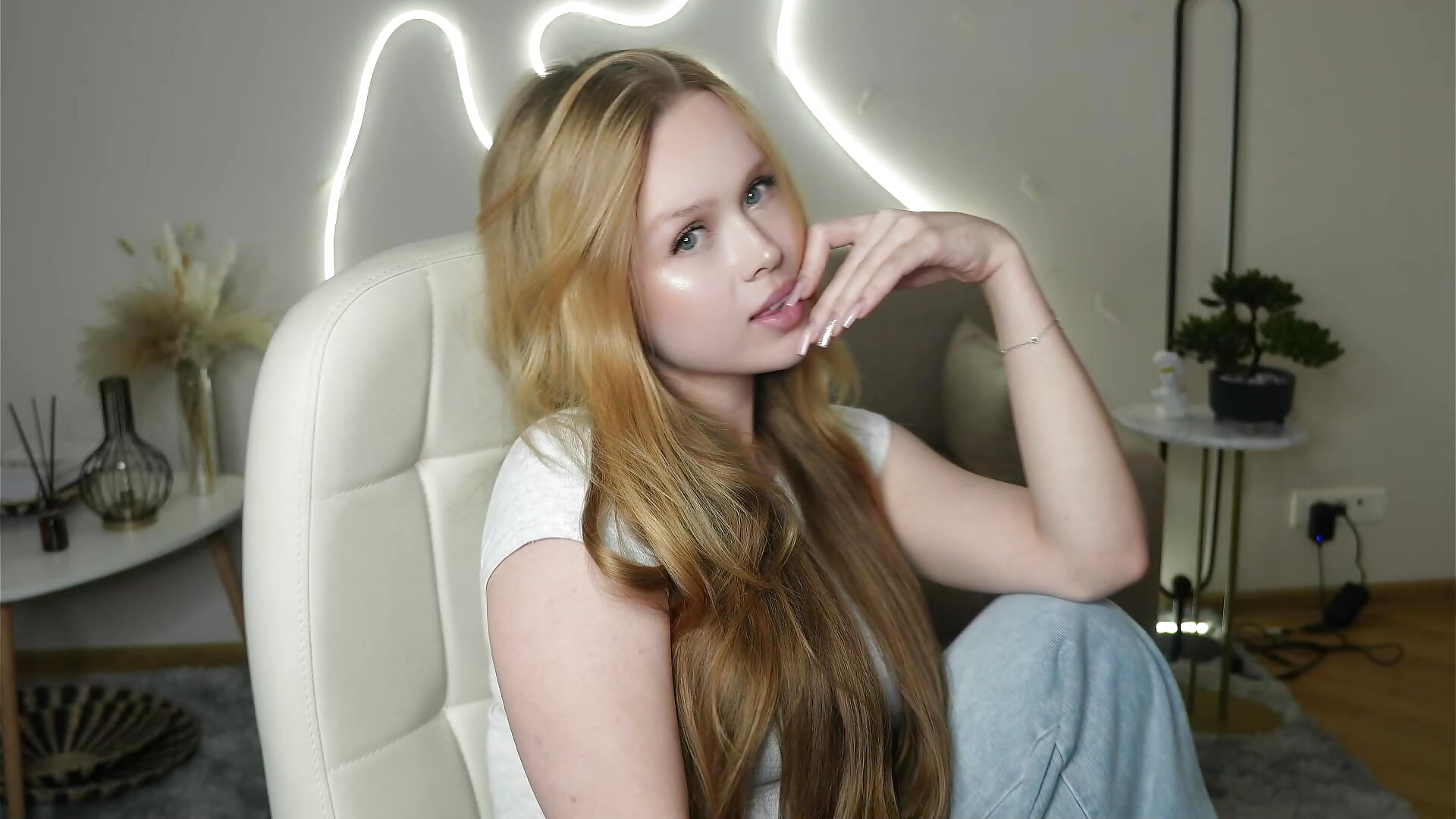 Aura💅💅💅 - Video von MargieMeinhardt Cam-Model