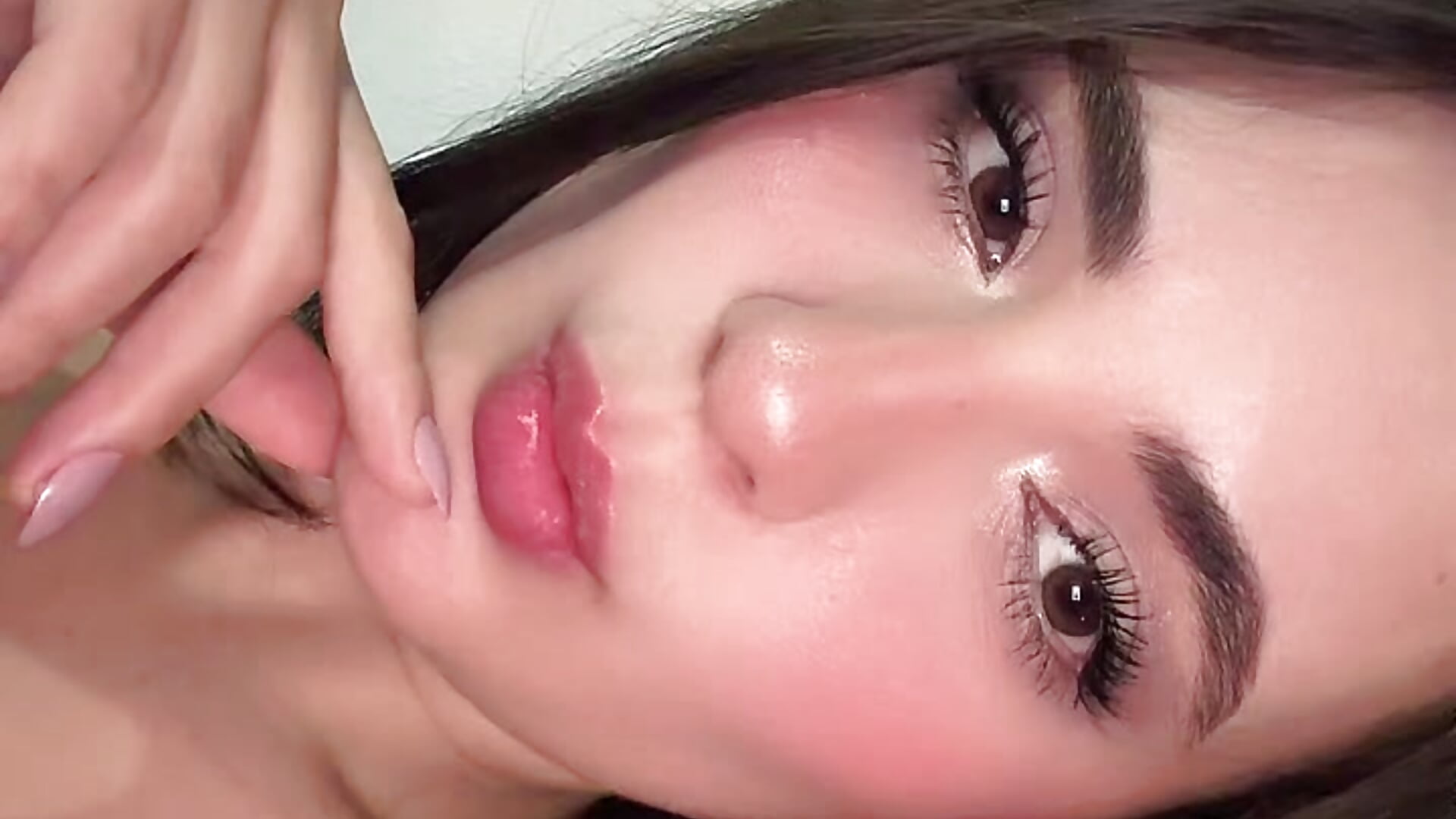 🤭 - clip cu babyhott model videochat