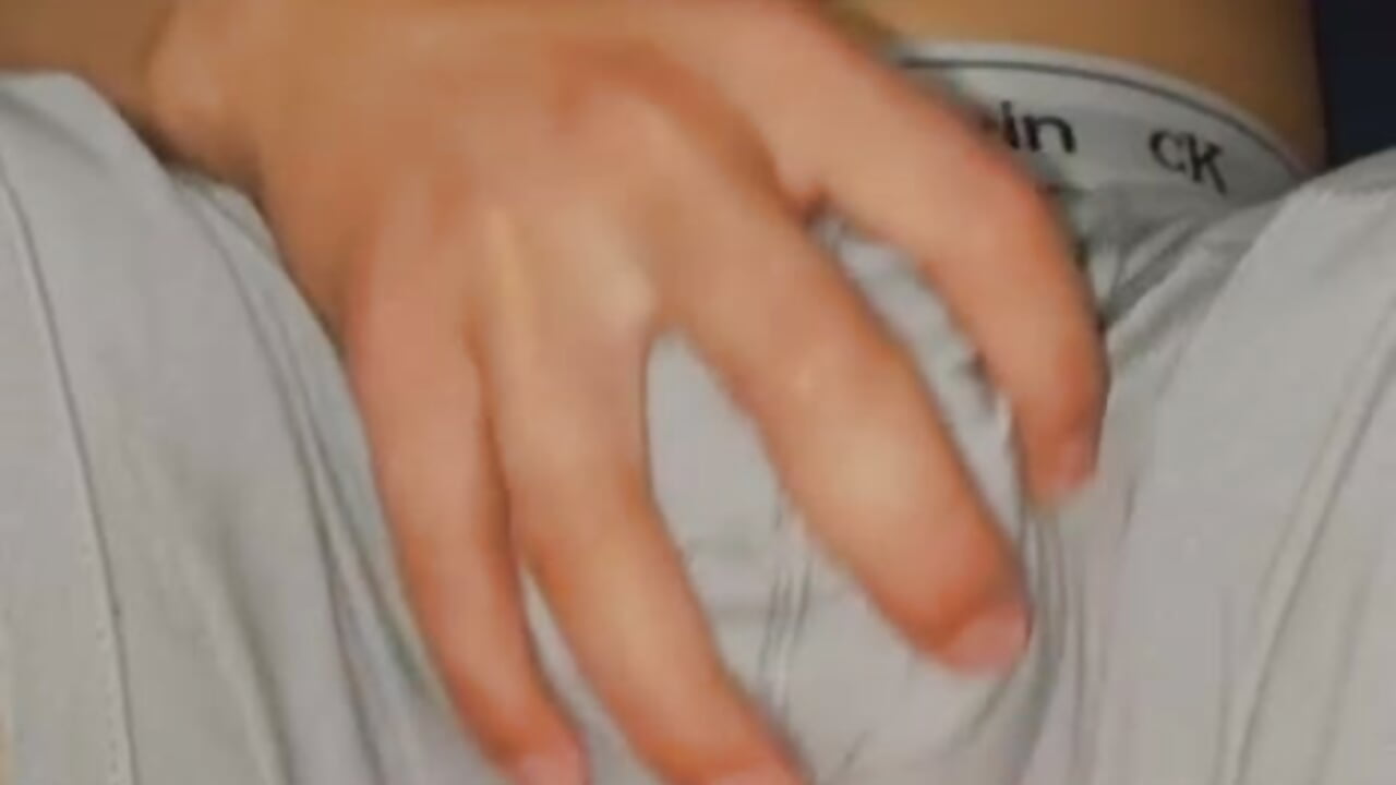 Are you ready to watch me masturbate for you, my love? - Vídeo de luca-sexy22, modelo de vídeos