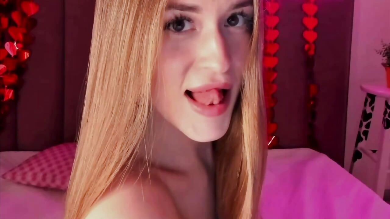 I’m glad to welcome you to my room^_^ - clip cu StaisyWells