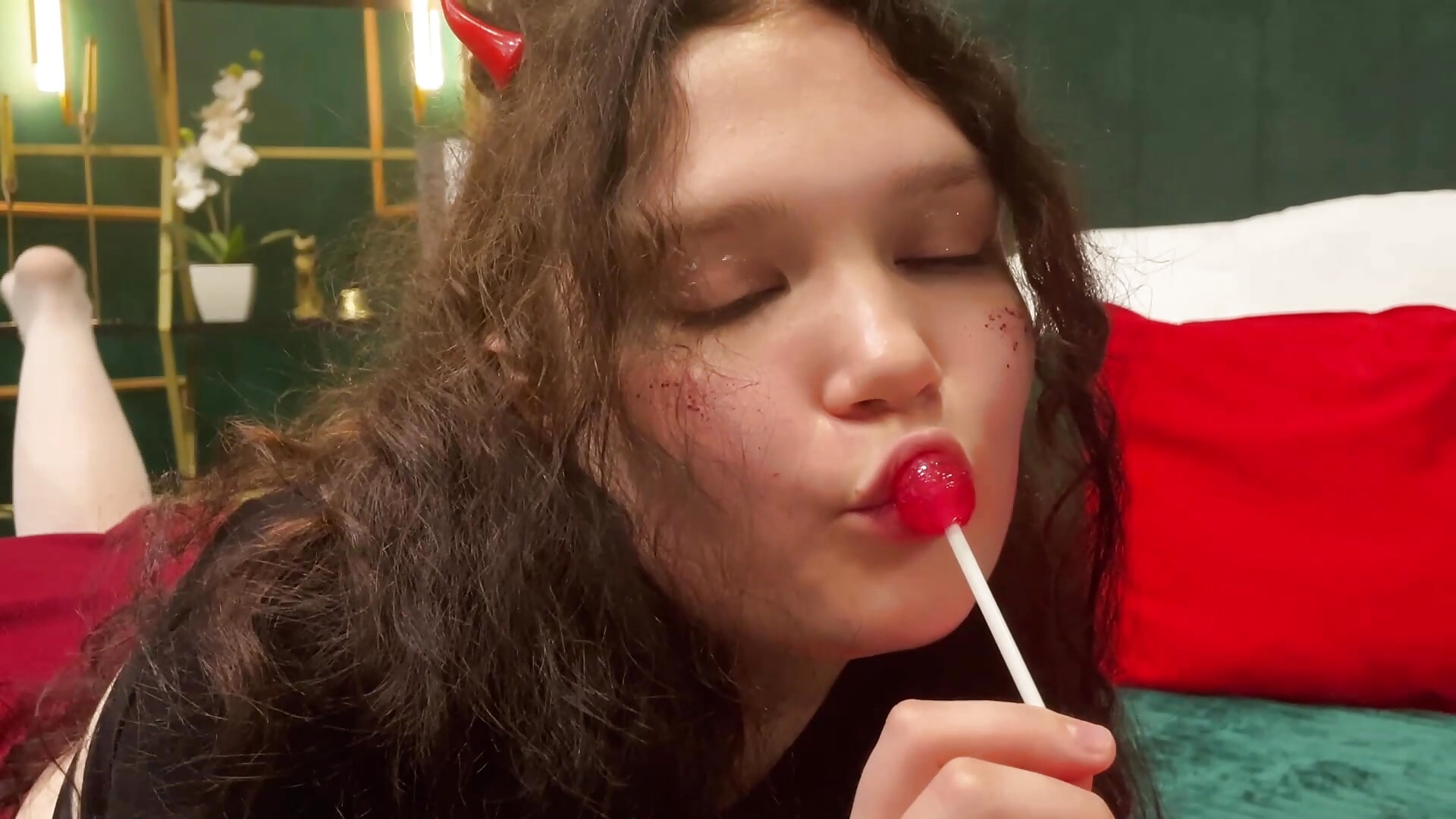 Devil or Angel~ - video van Lincy_Parker cam-model