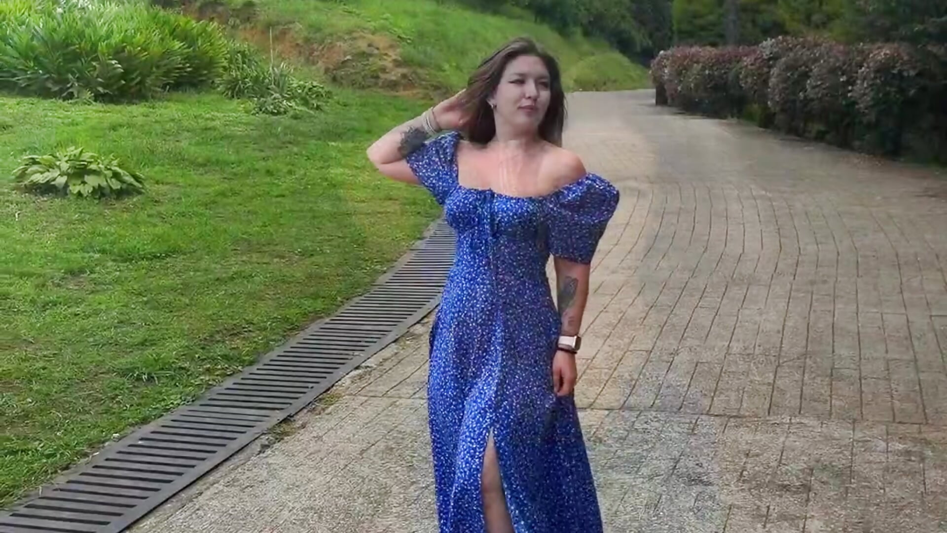 Blue dress💙 - Vídeo de BiaPretty, modelo de vídeos