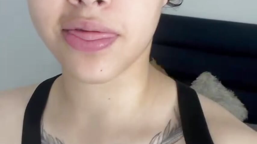 Tattoo LEXAA – video od webkamerové modelky Lexaa_Kitty_