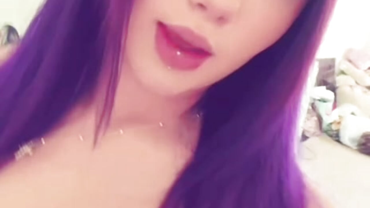 :)) - video by ErikaLuvX cam model