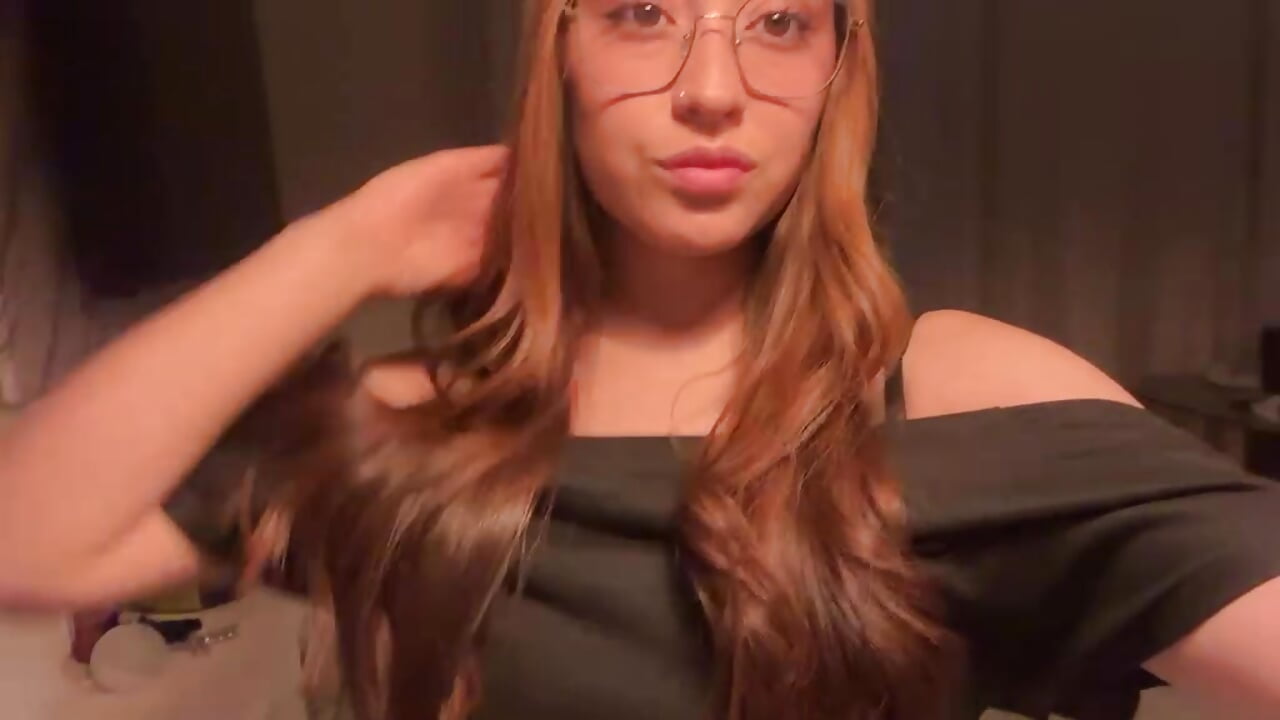 💗 - vidéo du modèle de showcams MiaaBlaze