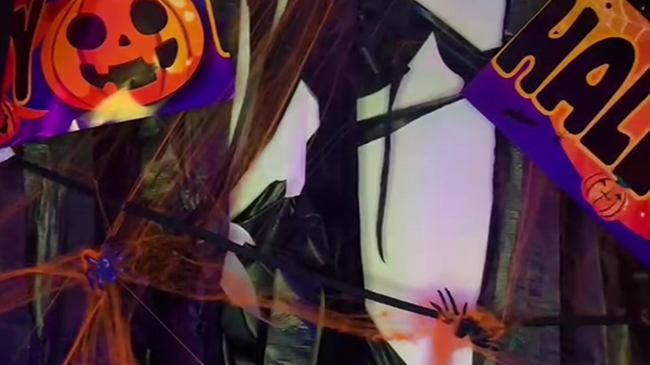 hollowen - vídeo de la modelo de cam NaimVoss