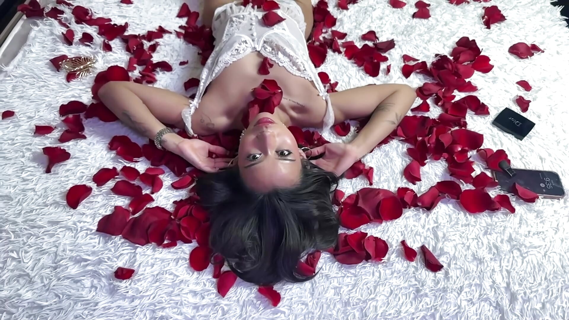 A little Teasing ^_~ - video Mia_Llove kameramallilta