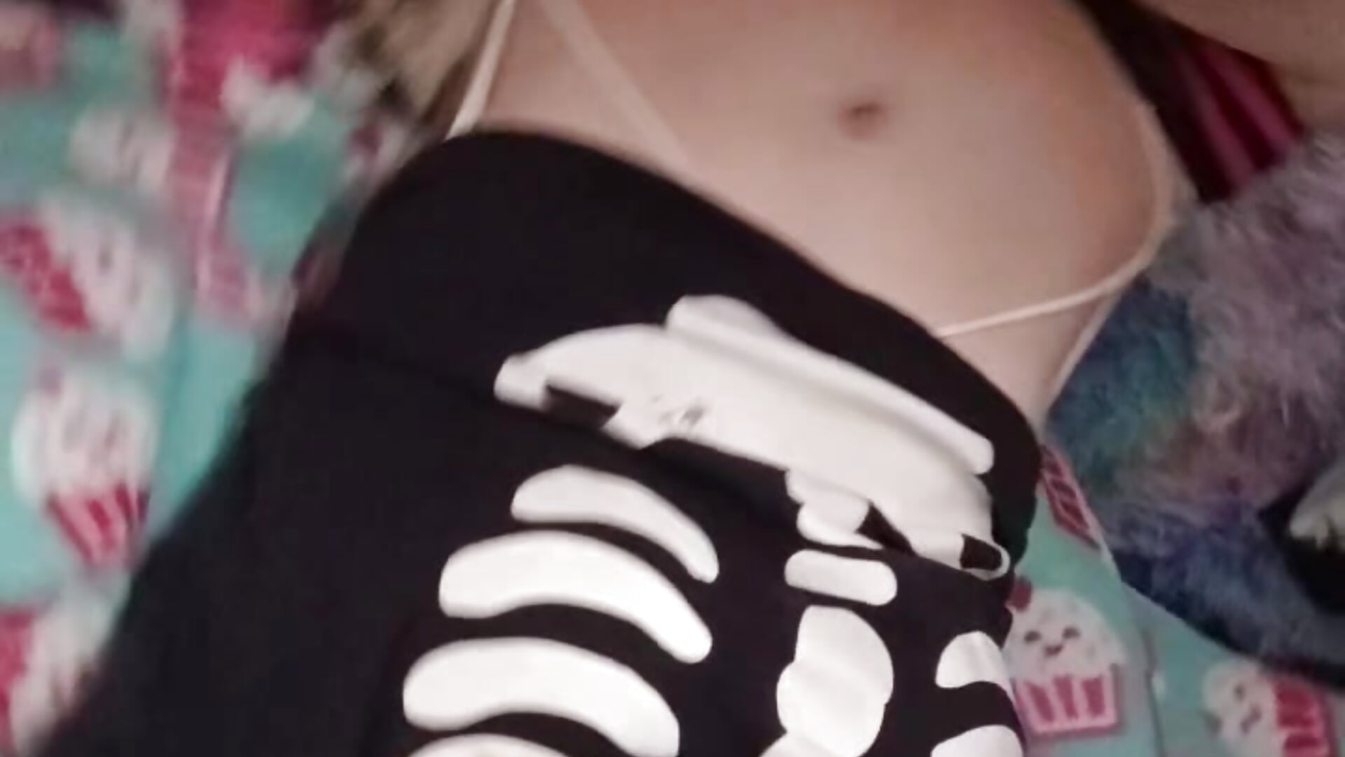 2364 – video od webkamerové modelky tobypandaz666