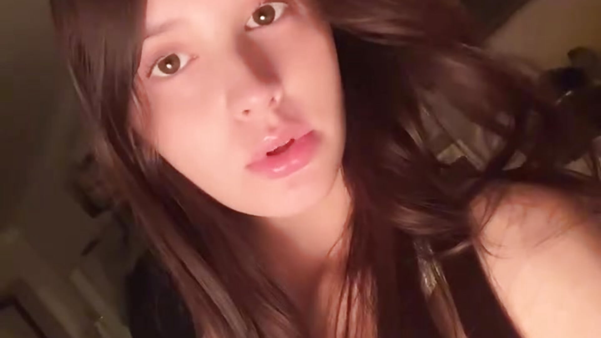 My face - video av KyokoAddy