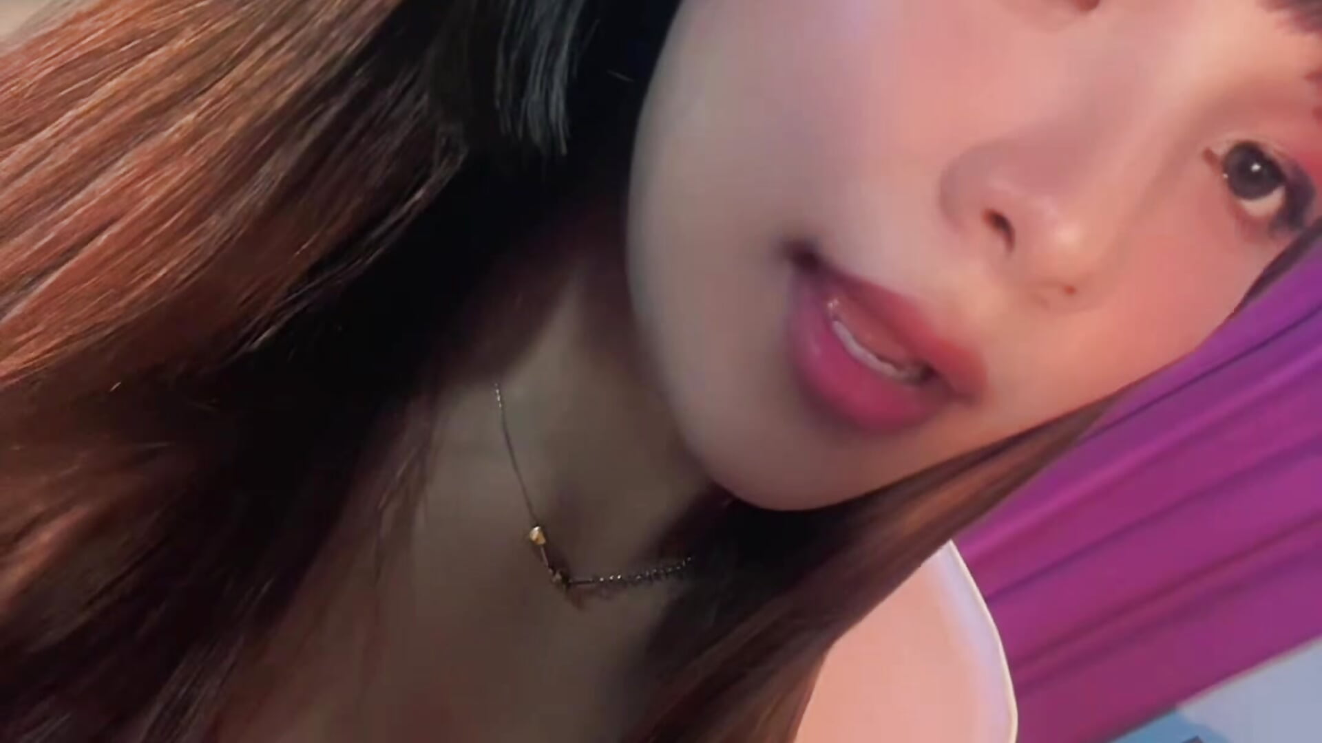 copy_432BDB22-90A6-4D0A-A13E-08370371FFA9 - vidéo du modèle de showcams Tempmetonight