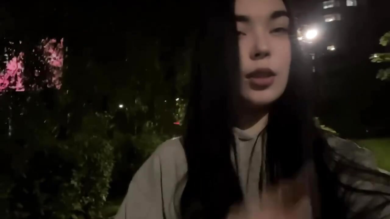 I'm walking a little bit - video van pippa_pookie cam-model