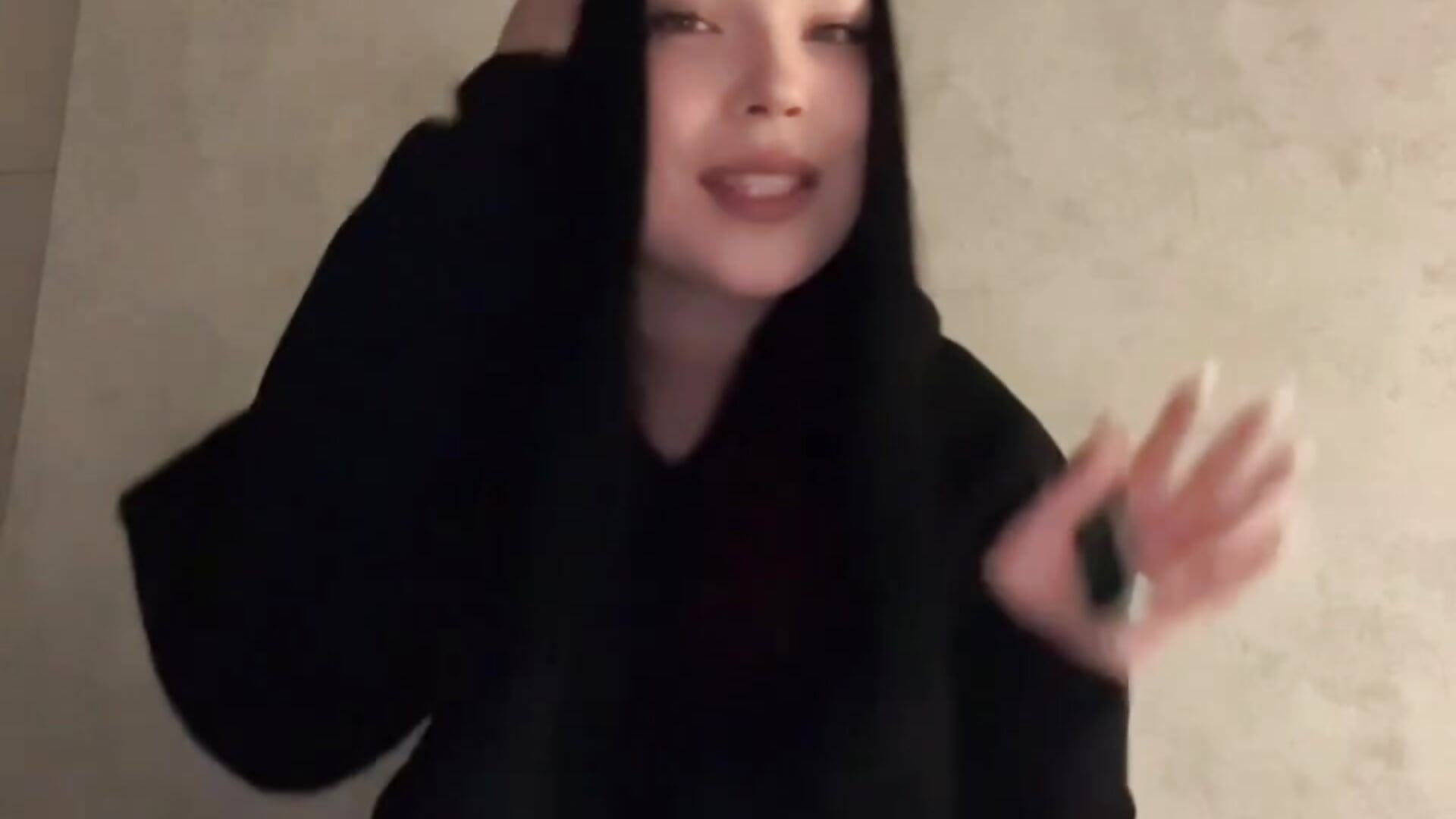 I have a cool vibe here😂 - video van pippa_pookie cam-model
