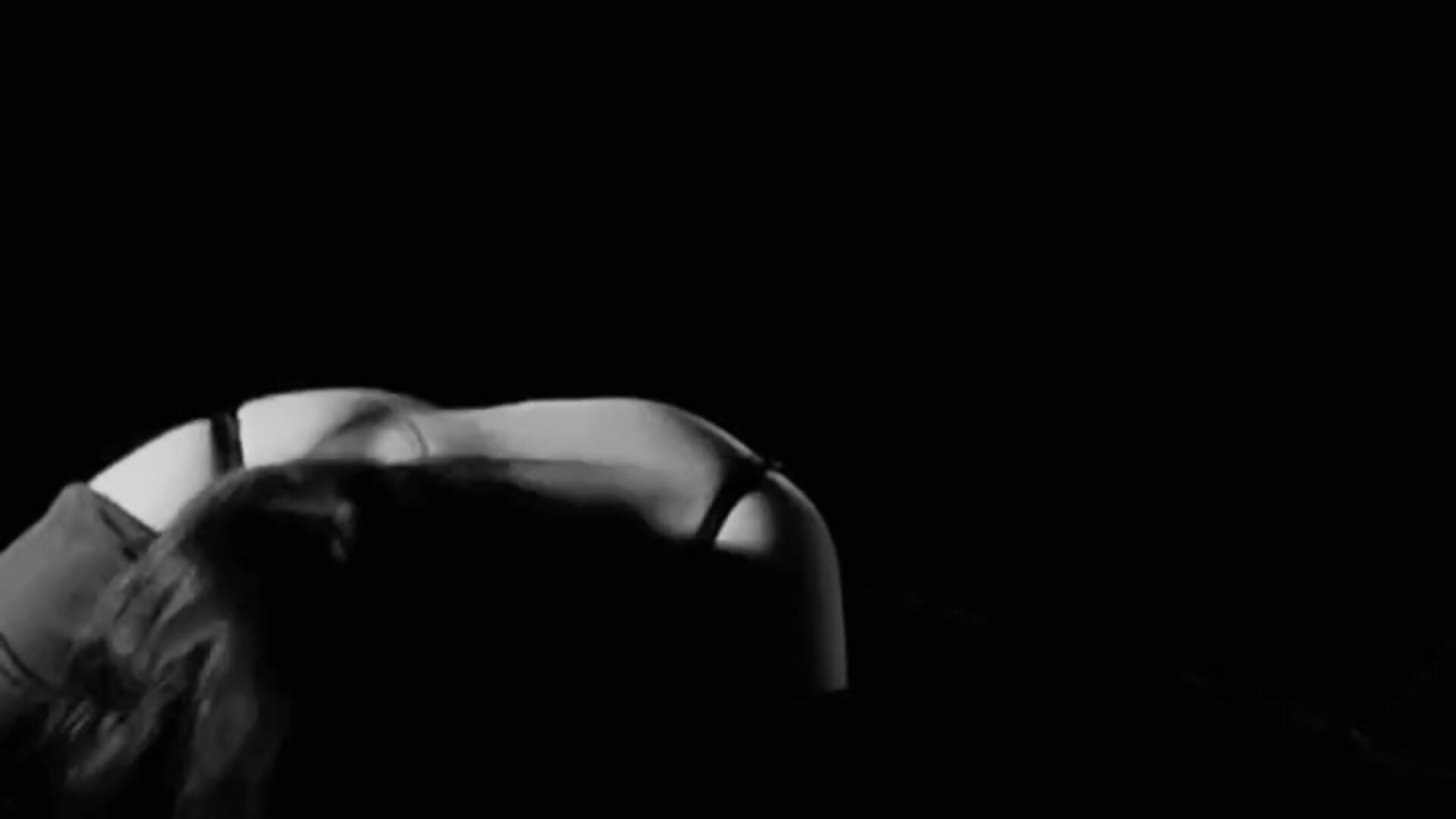 strip 2 part 💋💦 – video modela na kameri RisaPanak