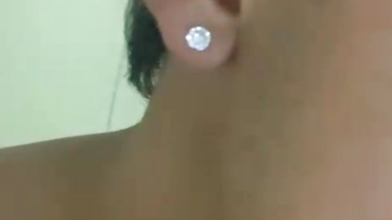 PIERCINGS - vidéo du modèle de showcams fitboycm1