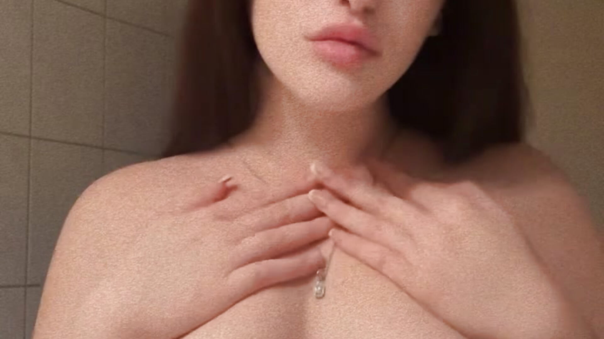 Do you like my tits?😏 - video av Delora_ cam model